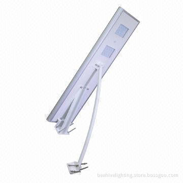 All-in-one Solar Powered Street Light, 30W Power with -30 to 70°C Working Temperature